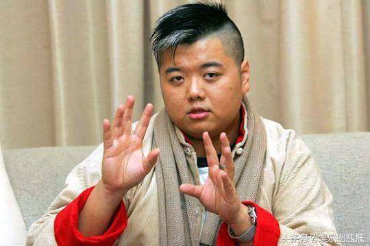 他是最经典程咬金，被周星驰捧红，如今变成导演，因拍烂片被骂惨