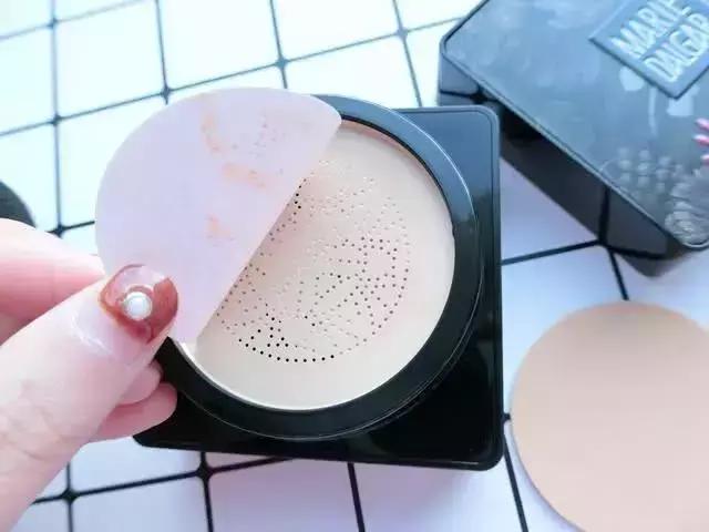 玛丽黛佳野藤底妆持久不脱妆,顶级粉底牌子排行榜