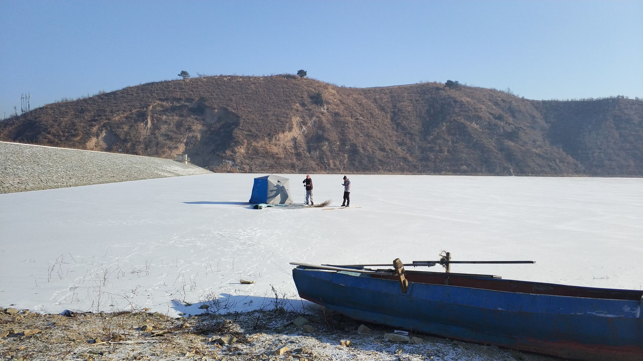 冰钓竿路亚的视频,路亚冰钓全攻略