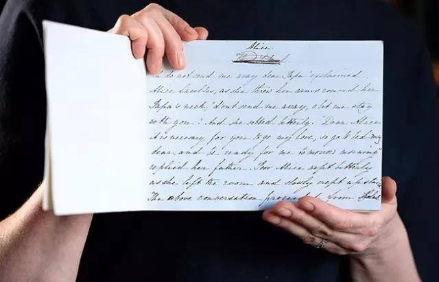 英女王92岁生日庆典视频,英女王90大寿庆典