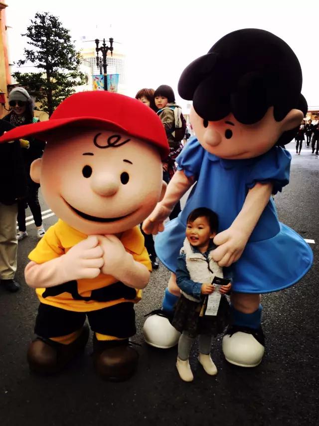 曼莉专栏｜葡萄*妞小**随妈游日本