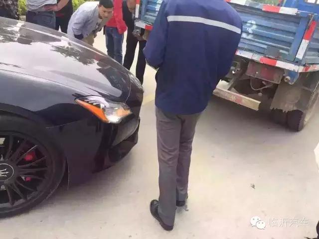 在检测站内发生车撞人交警处理吗,货车撞玛莎拉蒂后续