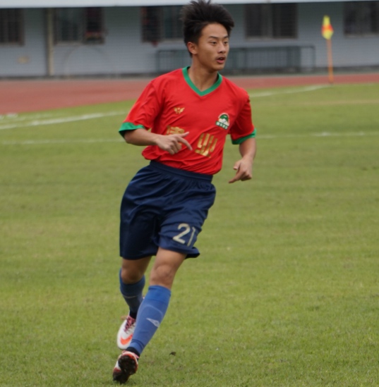 谢硕：被陈文杰相中，师从车向前，王飞之后下一个新人是他？