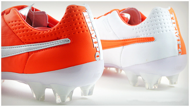 流行易逝经典永存——欧冠赛场上的顶级战靴