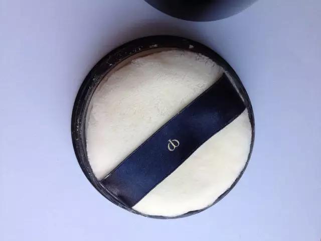 美妆博主平价散粉红黑榜油皮,深扒化妆品