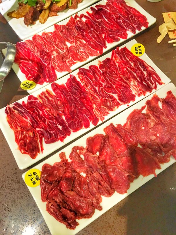 来潮汕了怎么能不吃正宗潮汕牛肉,不用去香港就能吃到正宗的美食