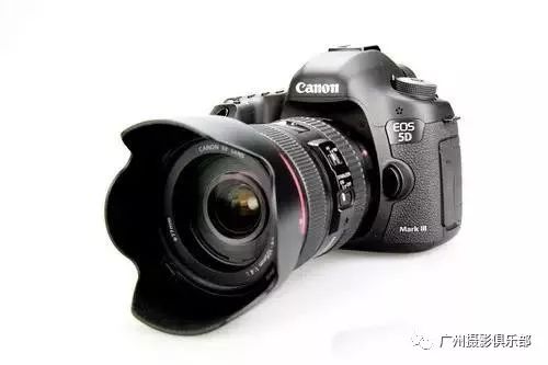 摄影课分析一张照片多少钱,摄影师一张照片多少钱费用标准