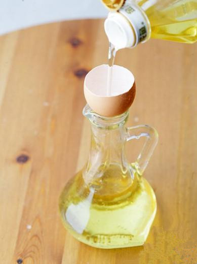 用鸡蛋壳这样养花1年不用施肥,鸡蛋壳别再扔了这样做比肉还好吃