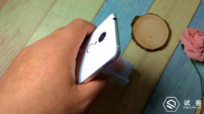 360手机f4s评测,360手机f4质量怎么样