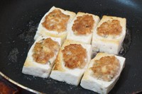 简单的客家酿豆腐的正确方法,正宗的客家酿豆腐做法