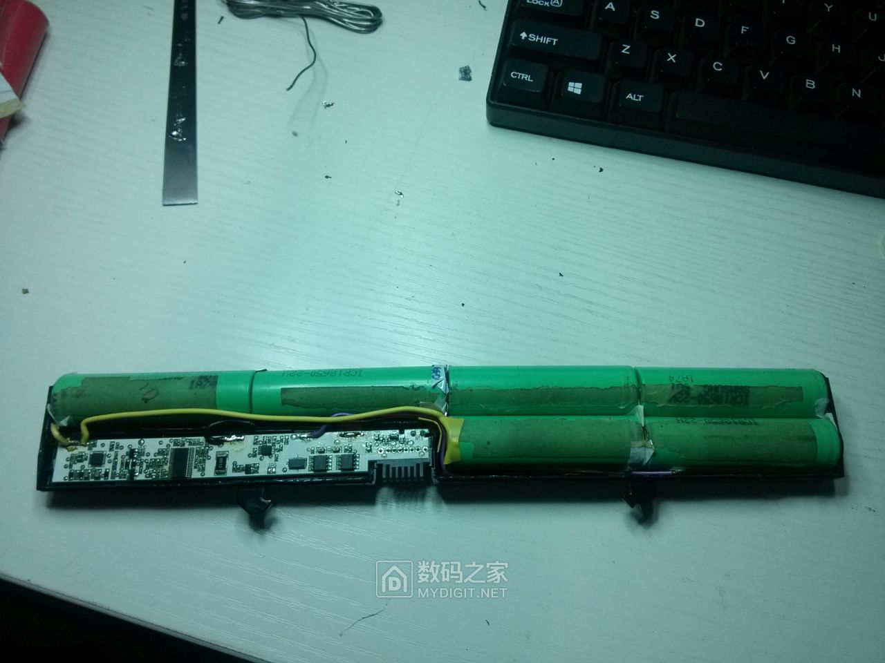 e430c笔记本电池换电芯教程,e47a笔记本电池更换电芯教程