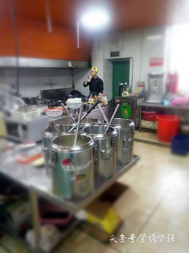 小县城27岁朋友之第二期：15岁杂工到大厨是怎样练成的