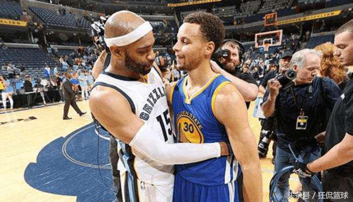 41岁的卡特站在那里，看到骑士的防守都是自己60岁的模样