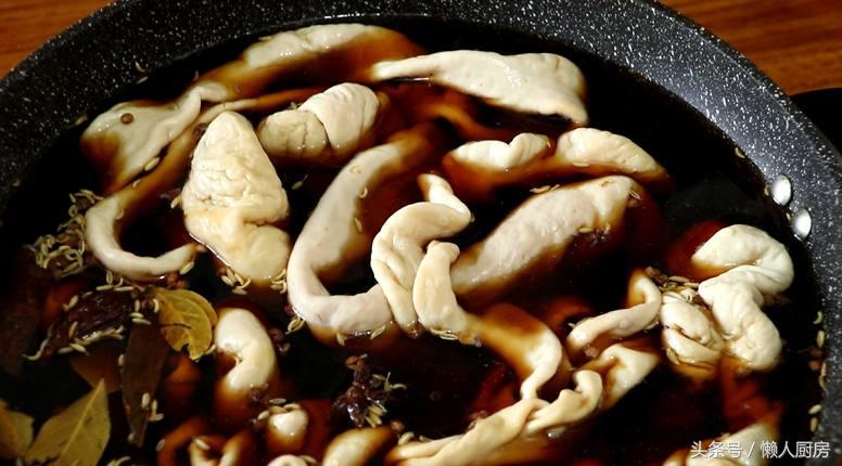 猪大肠怎么处理才能去异味,如何处理猪大肠异味