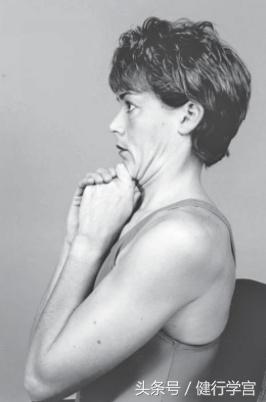 颈椎病的康复治疗手法,颈椎病用圆枕能康复吗