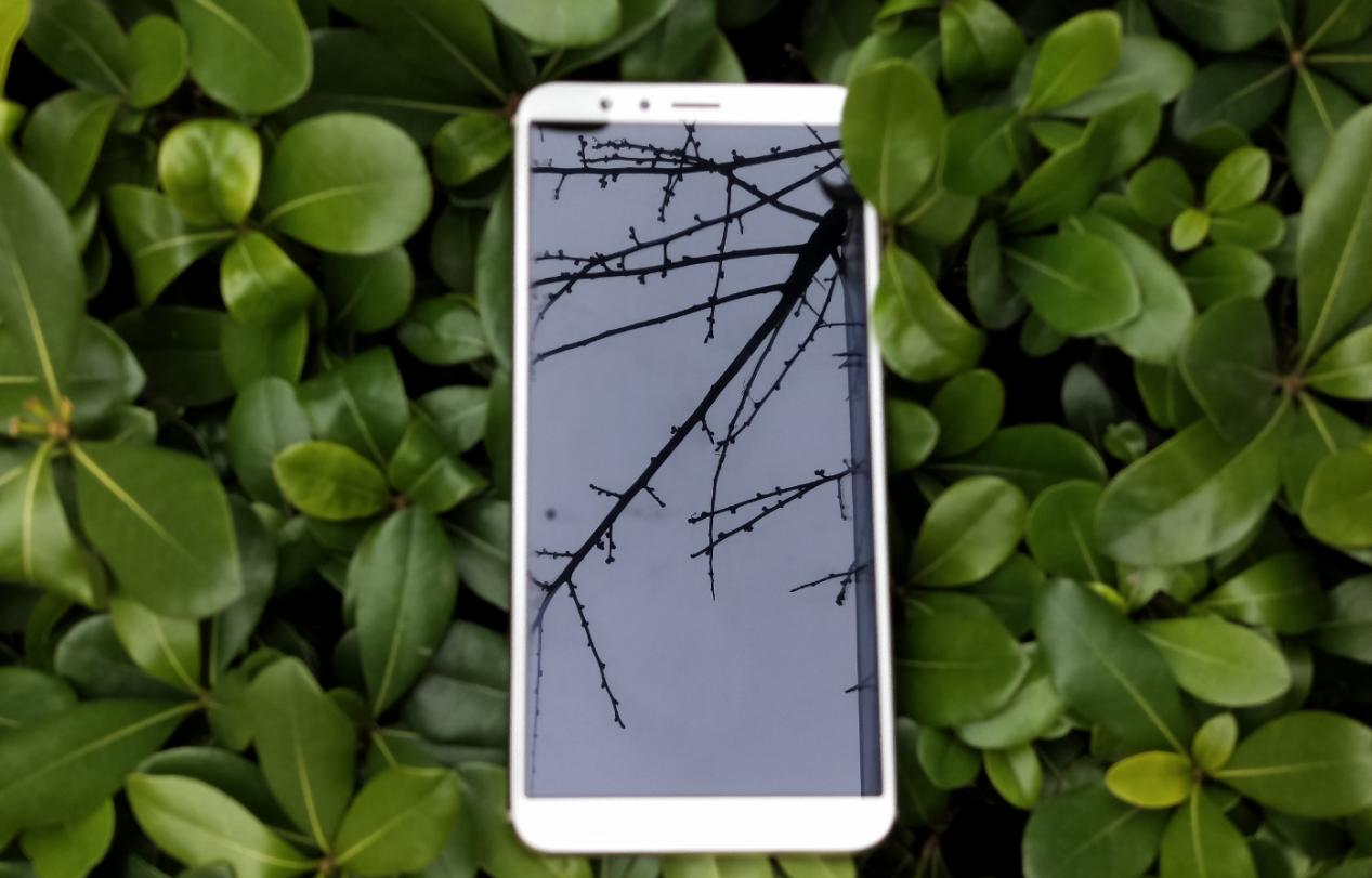 荣耀7x有全面屏吗,1299元全面屏手机排行榜