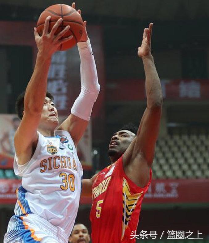 从受伤到康复回到球场,cba13-14赛季四川队