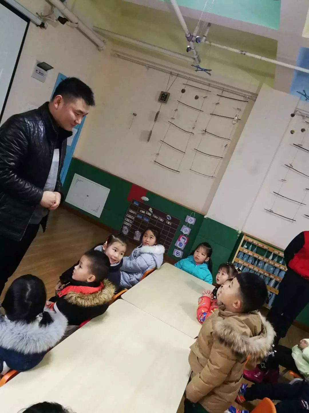 家长助教课文明礼仪幼儿园,家长助教幼儿园美术