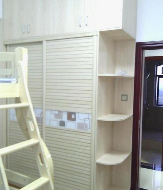 木工定制洗衣柜,木板定制阳台洗衣柜