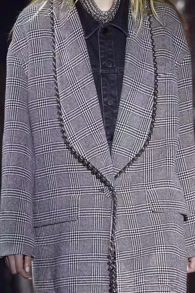 淘衣材服装辅料,2018冬季女装大衣最流行