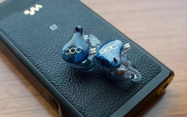 设备总价值超过80万，快来周六来发烧耳机俱乐部沙龙