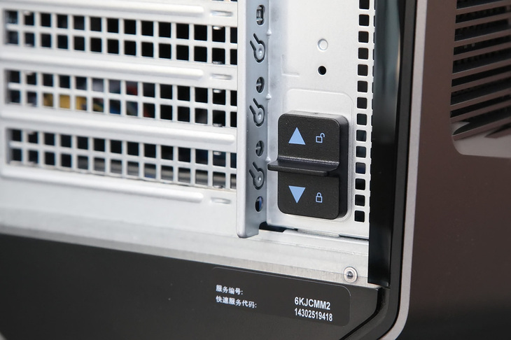 alienware八代,外星人alienwarex17r1评测