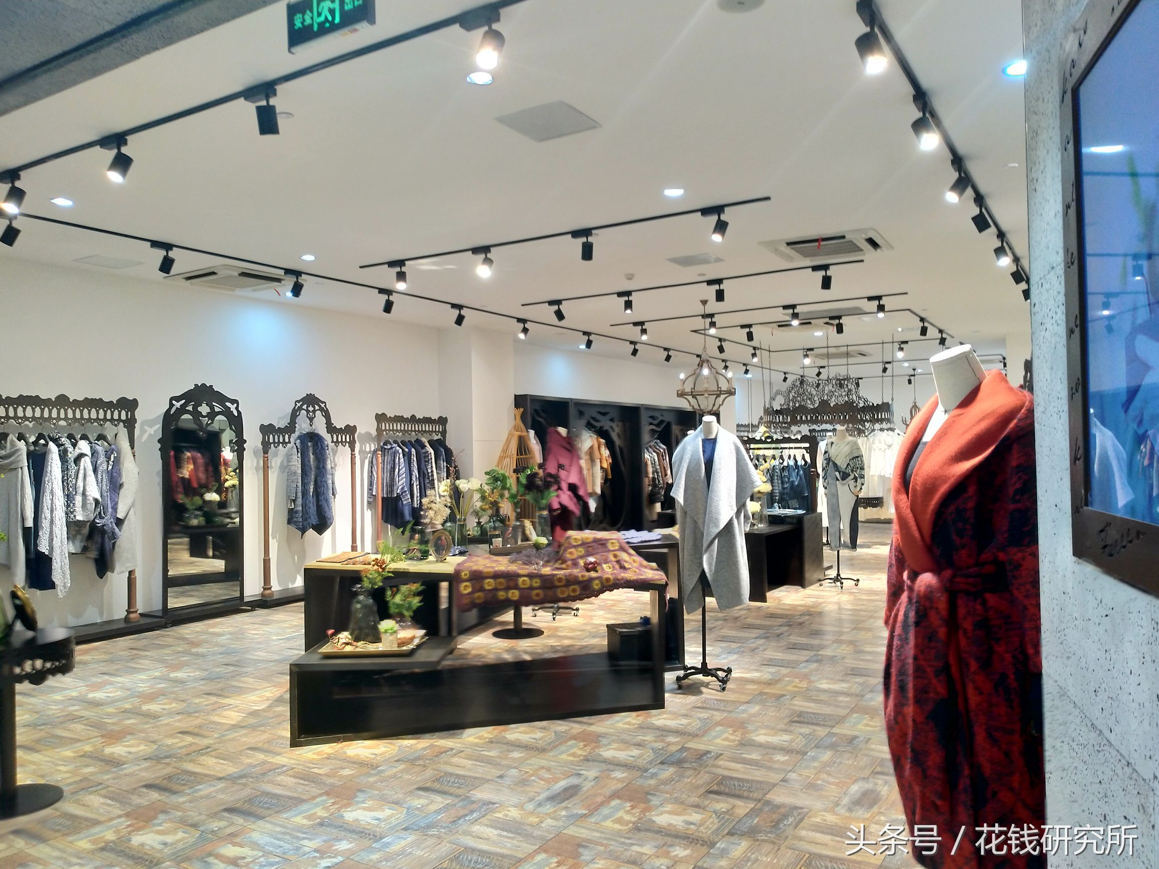 价格堪比lv的围巾,1万6元的围巾