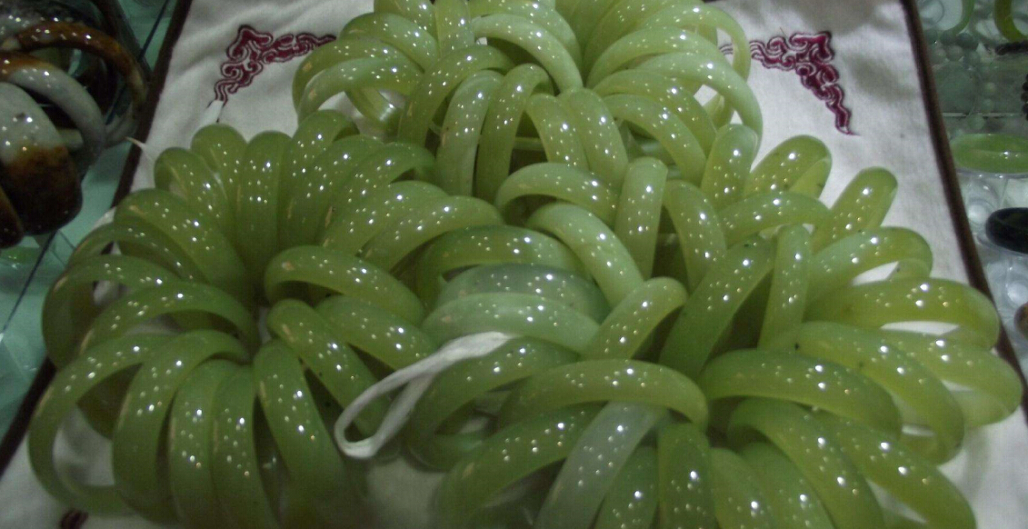 怎么加盟珠宝店,怎样加盟玉石店