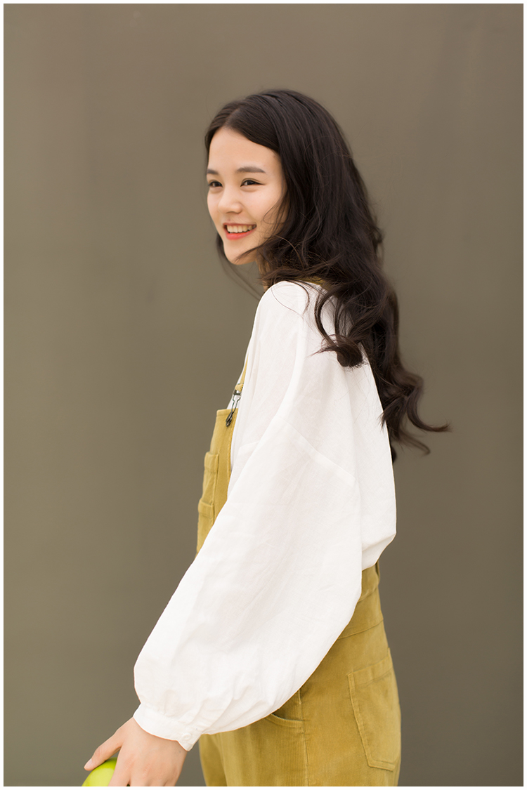 灯芯绒减龄没毛病,但是……设计师,你的心里就没点b数吗?