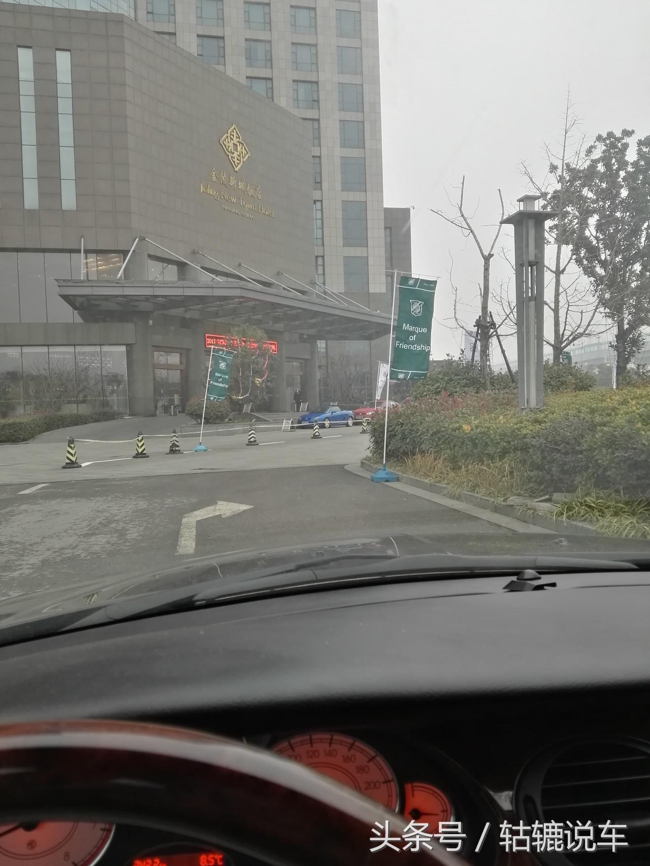 幸福是有家可回,有家可回有人可念