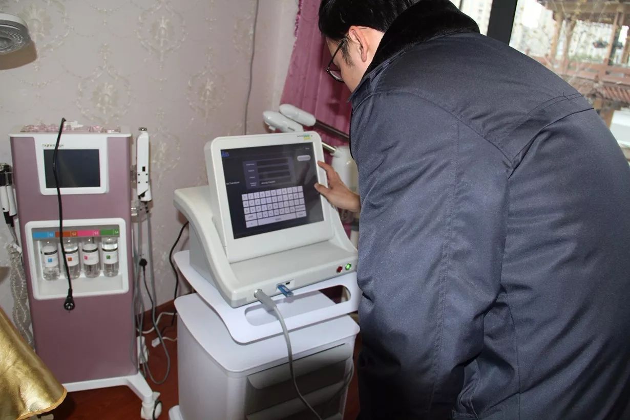 美甲店做微整形违法吗,美甲店做微整