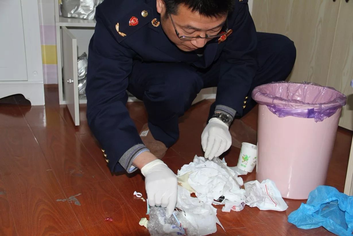 美甲店可以做无针轻医美吗,美甲店里做眉毛为什么那么便宜