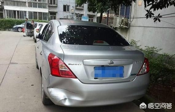 车停到小区被剐蹭肇事者跑了,车停在楼下被蹭了找不到人怎么办