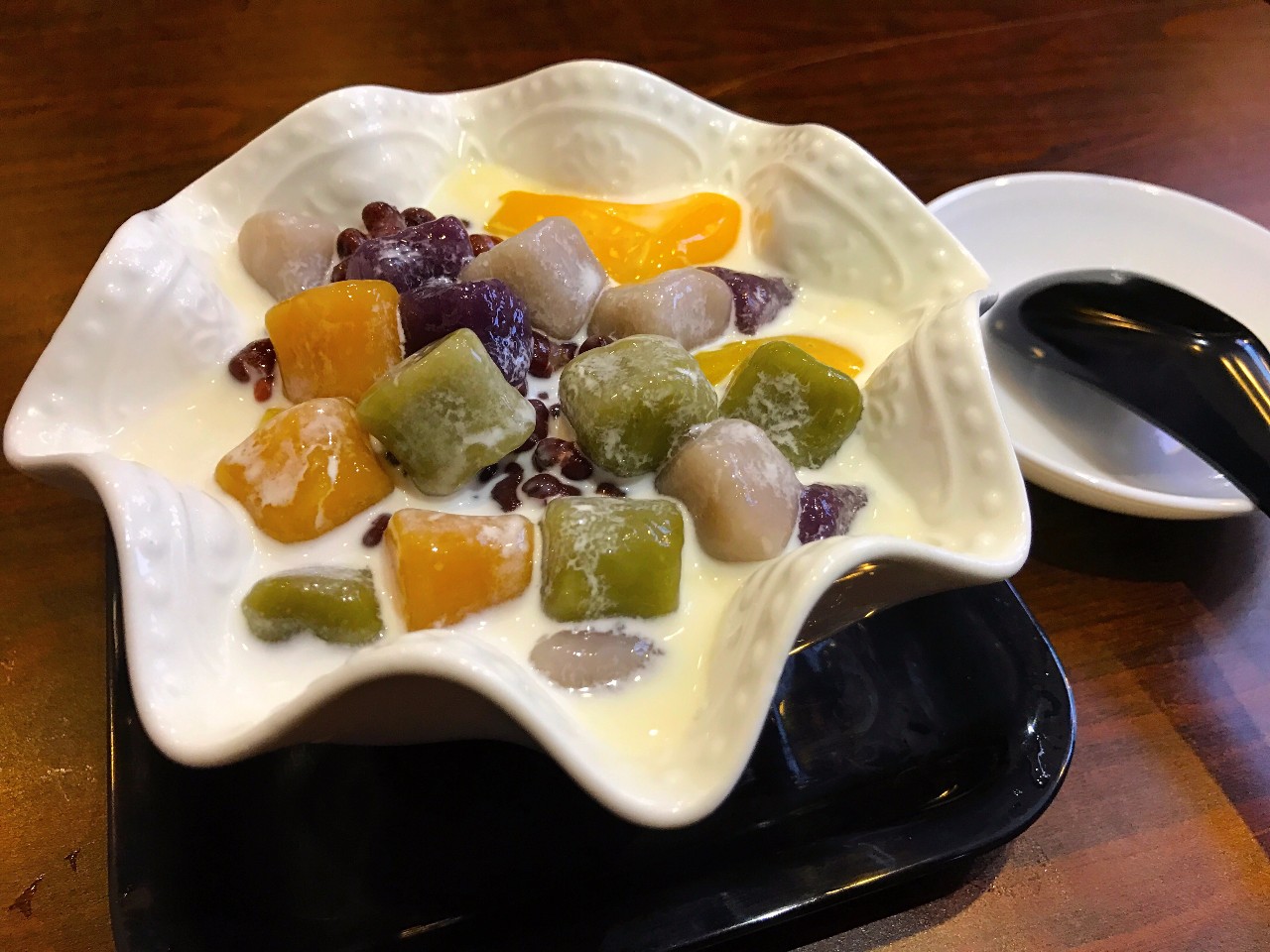 50份台湾手工芋圆免费送！这家店只凭一碗甜品就从台湾火到余杭！