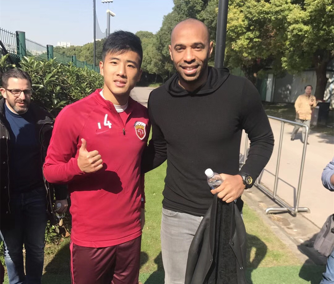 有nevergiveup的中文歌,歌词有nevergiveup的英文歌