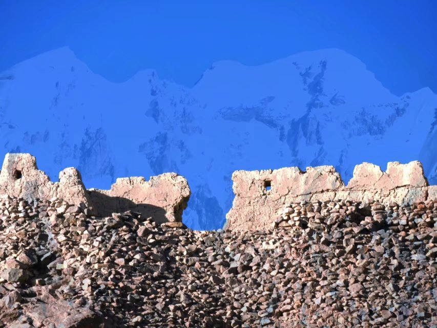 探秘帕米尔高原塔吉克族,帕米尔高原上的塔吉克族族人