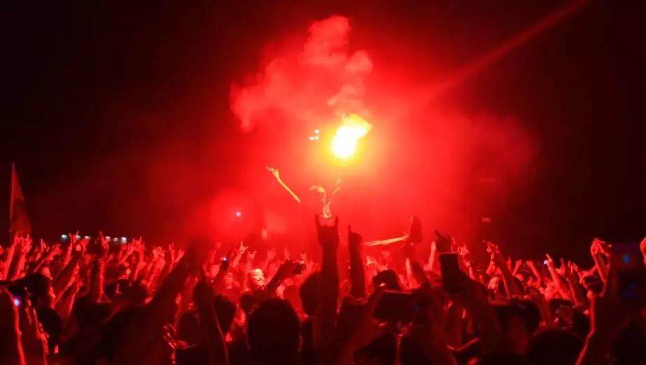 布衣乐队18年事件,布衣乐队打官司