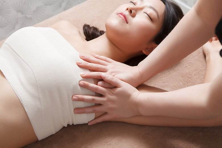 哺乳期乳腺炎的自救方法,哺乳期乳腺炎怎么消除炎症