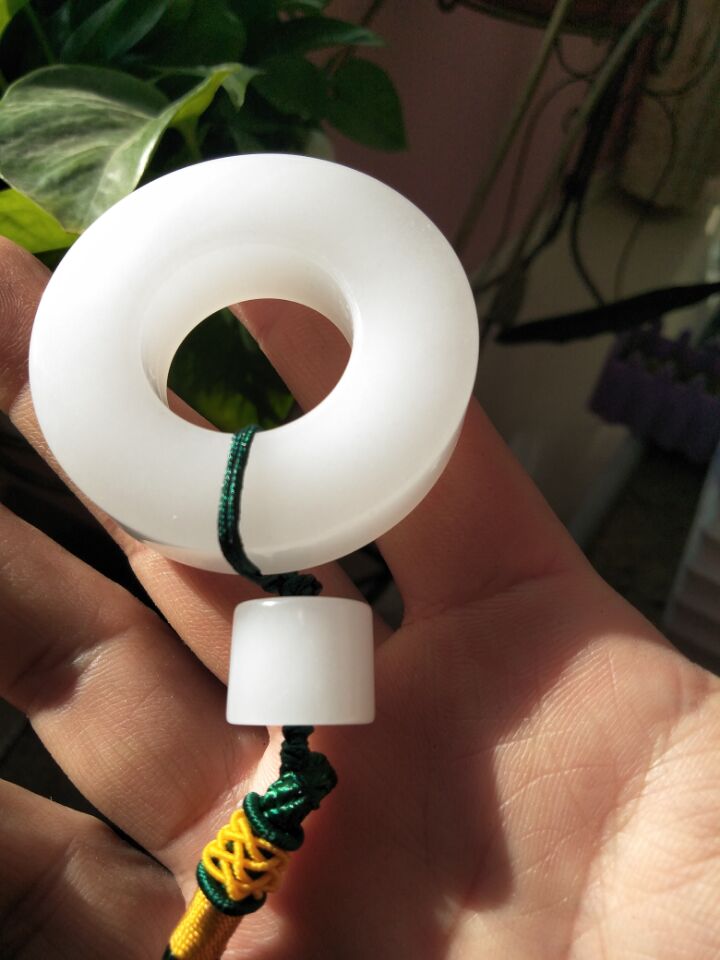 金丝玉到底有没有价值啊,金丝玉这几年为什么那么便宜