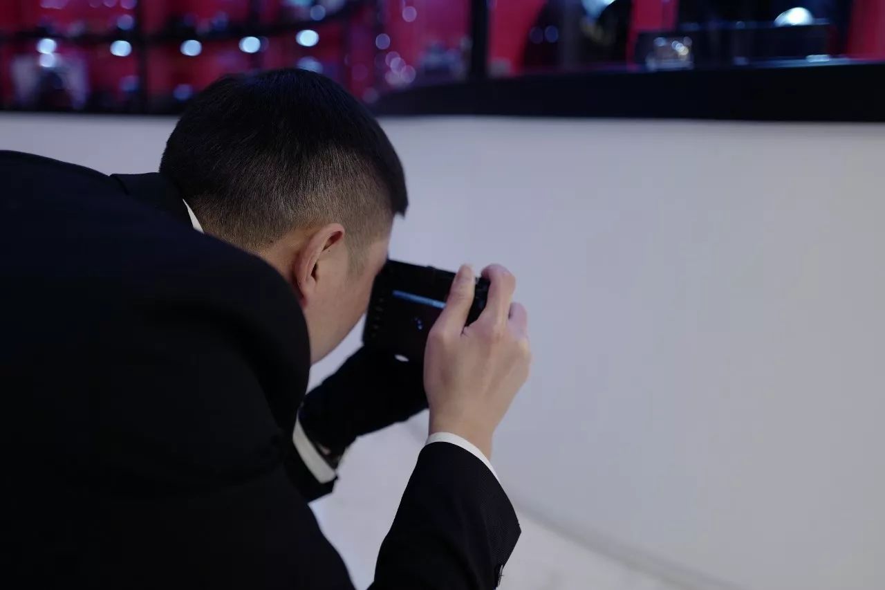 传感器有污垢会影响照片吗,照片有污垢怎么消除