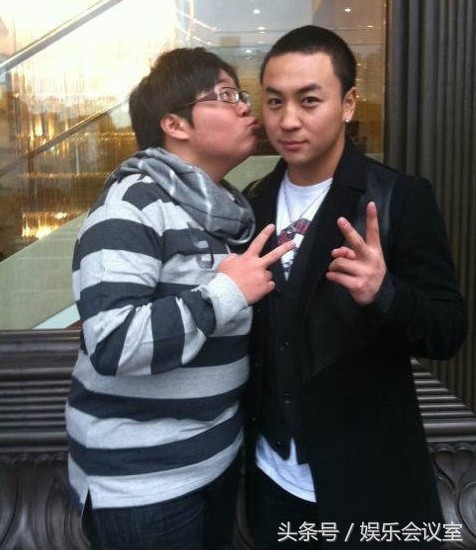 华语电影8大经典搭档无法被复制,他的离去标志着一个时代的终结