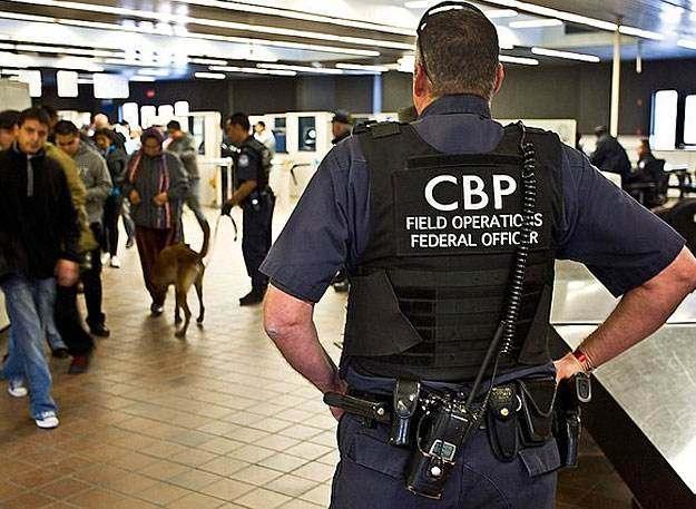 隐私没了？入境美国可能要交出手机密码，对赴美生子者有何影响？