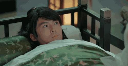 艳骨掠影里面的佟梦实,艳骨佟梦实剧照图片