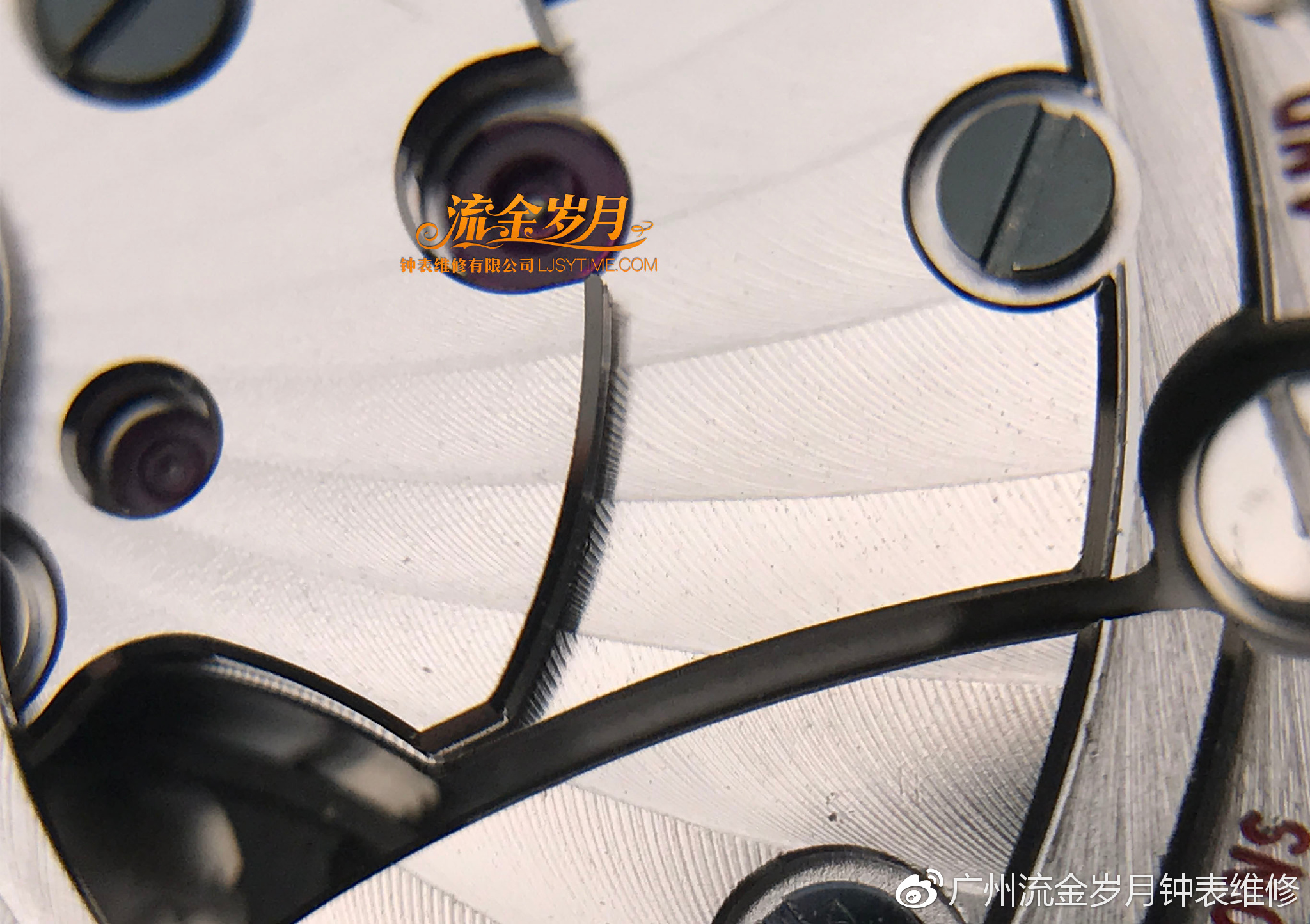 欧米茄8500是什么,欧米茄碟飞8500明亮之白价格