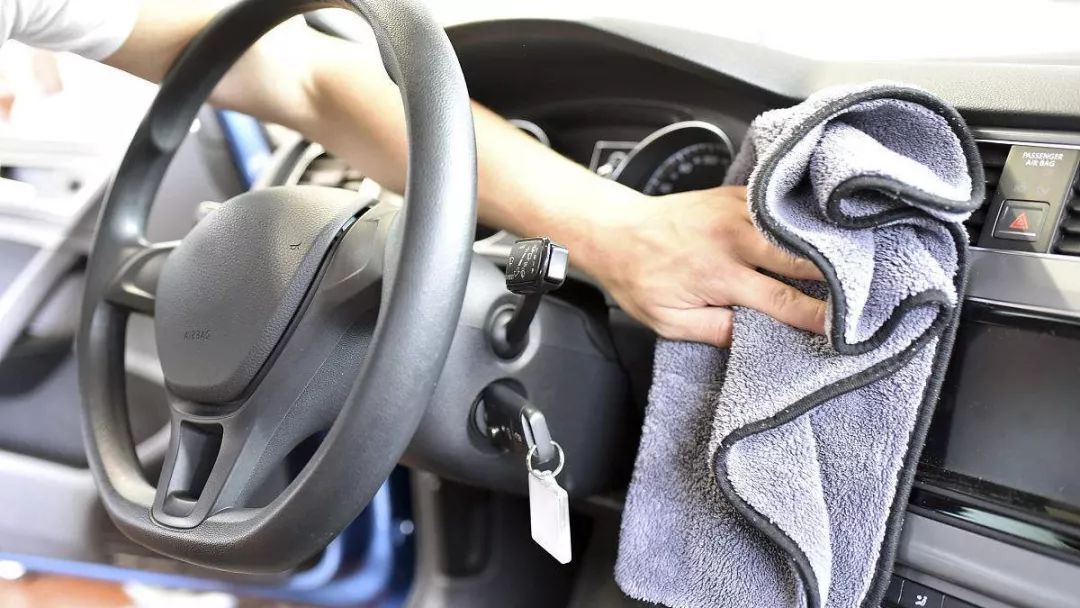 不想用汽车坐垫还怕脏,不想套坐垫又怕座椅划伤怎么办