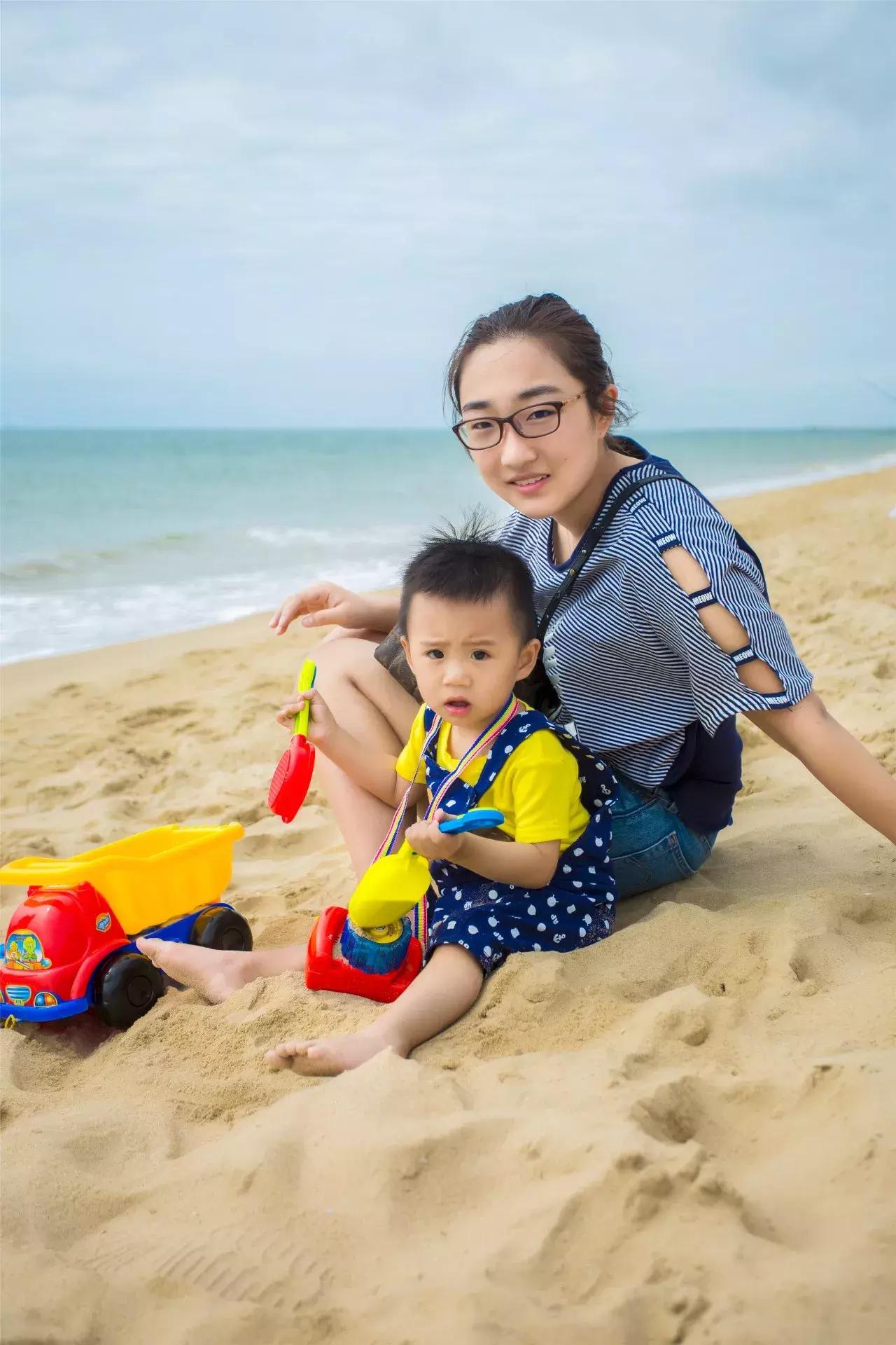 郑州耿直大妞美国开店，包下机舱，签了48个世界知名母婴品牌代理