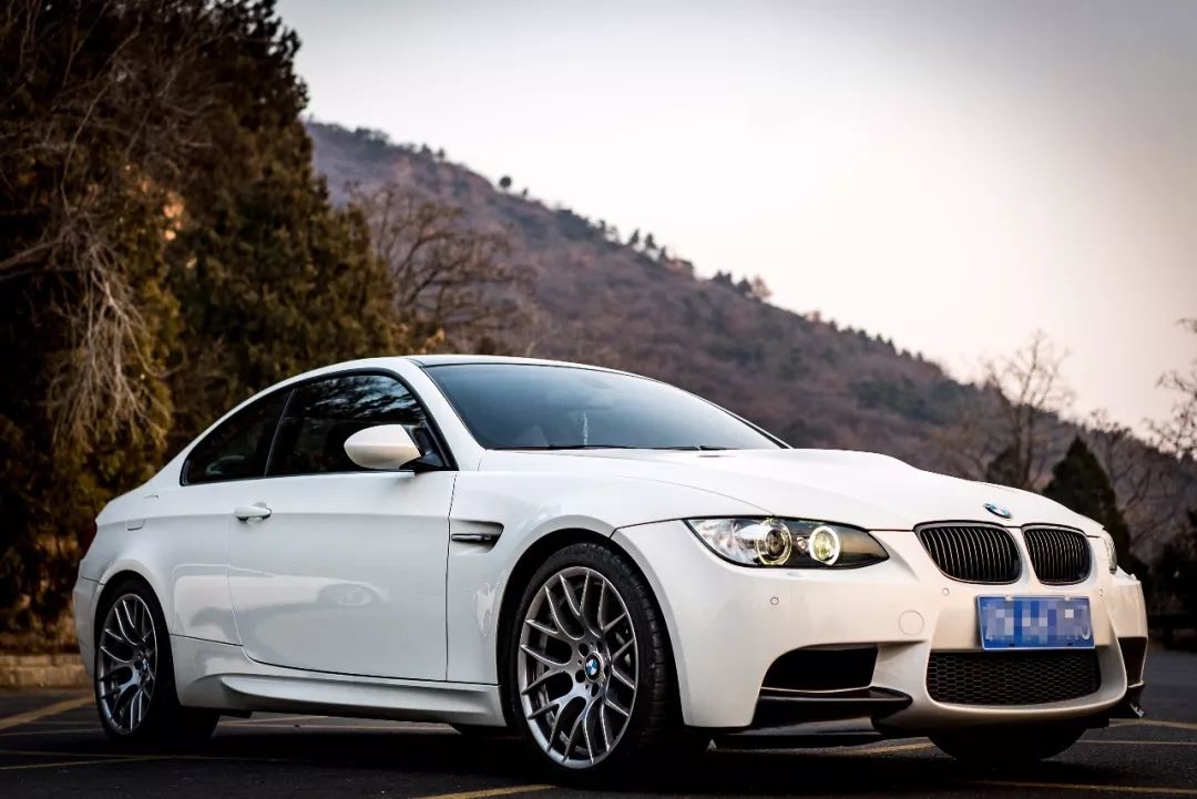 吱道不知道,v8绝唱宝马m3