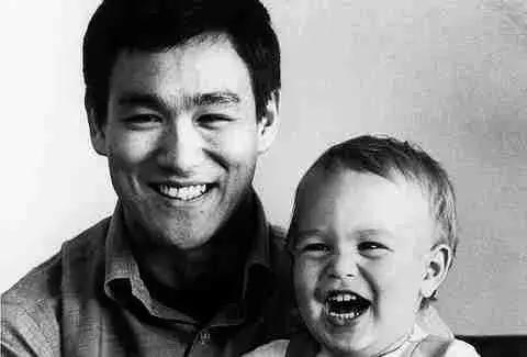 李小龙武术界第一人,华人巨星李小龙