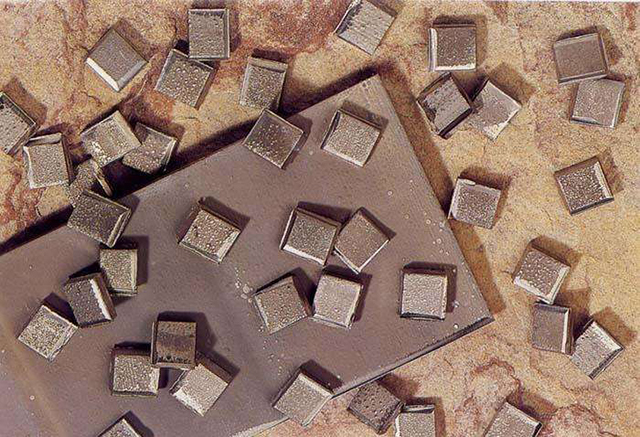 5毛钱辨真假,五毛钱怎么辨真假