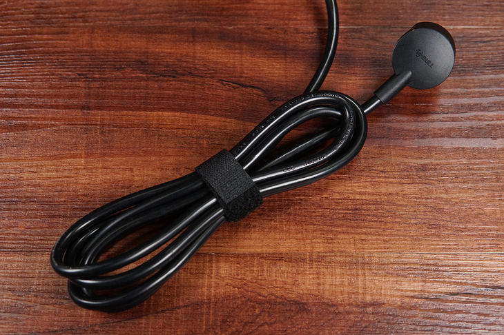 插座电压忽高忽低怎么回事,电压过高插座电压降低